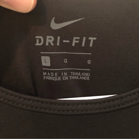 NWT Nike Gridiron Dri-Fit Black Muscle Tank - Picture 5 of 7